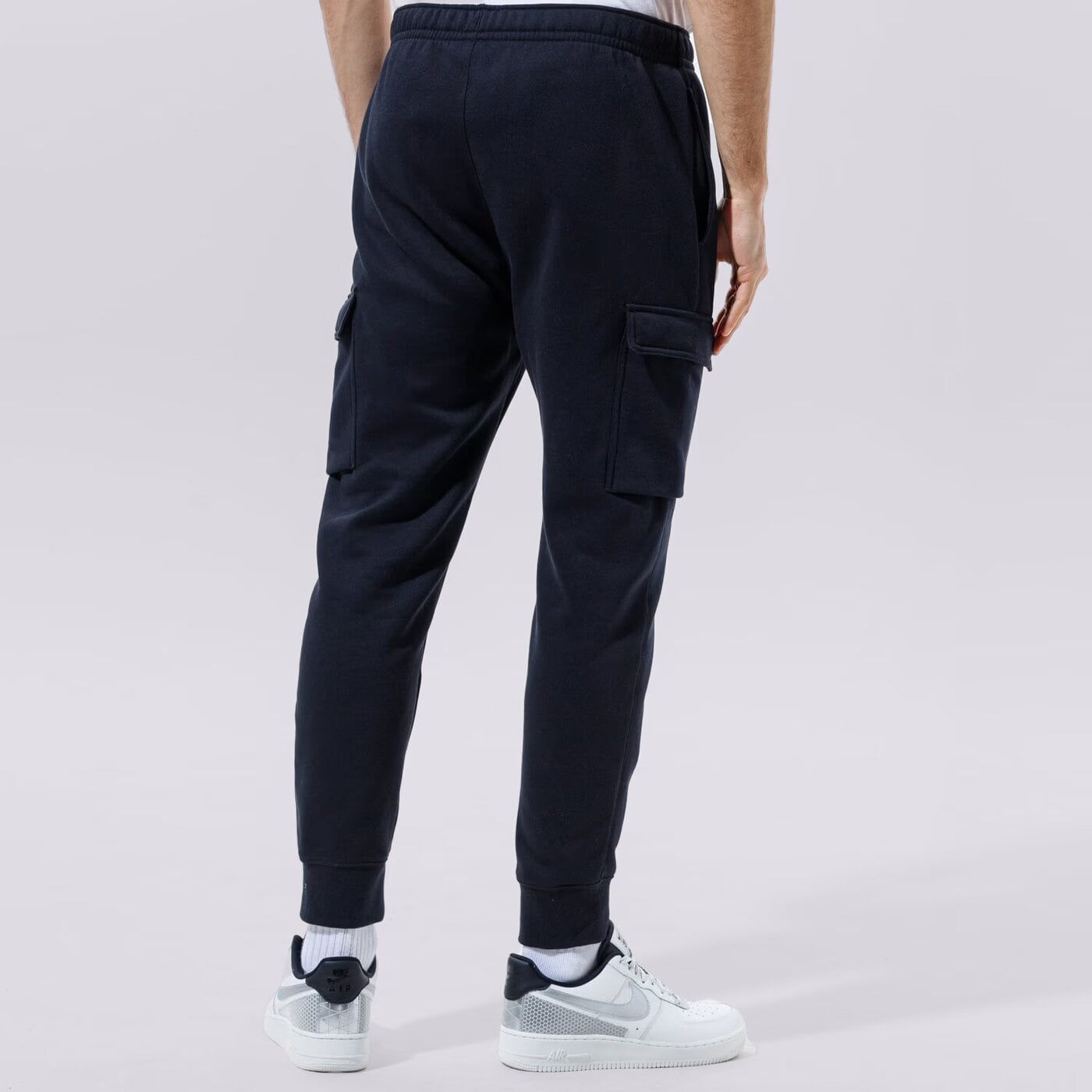 Мъжки панталони NIKE ПАНТАЛОНИ SPORTSWEAR CLUB FLEECE CARGO cd3129-010 цвят черен