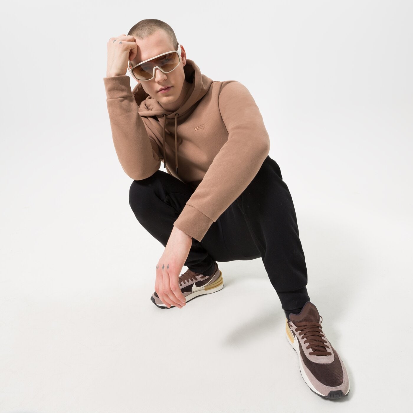 Мъжки панталони CONFRONT ПАНТАЛОНИ ESSENTIAL BLACK cf123spm90001 цвят черен