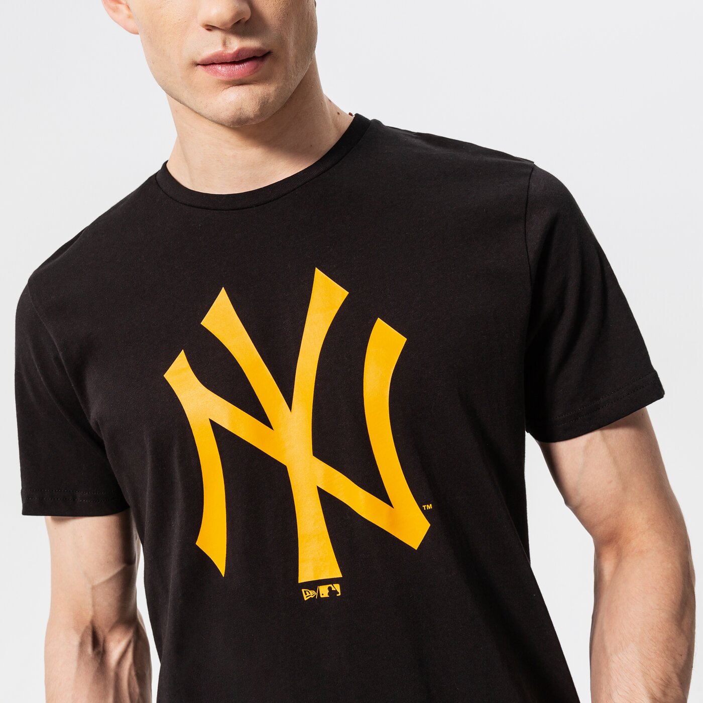 Мъжка тениска NEW ERA ТЕНИСКА TEAM LOGO NYY BLK 12893128 цвят черен