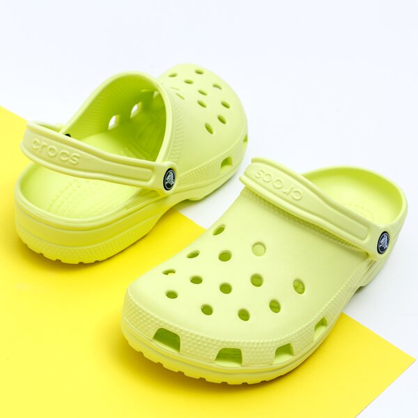 Дамски чехли и сандали CROCS CLASSIC 10001-3u4 цвят зелен