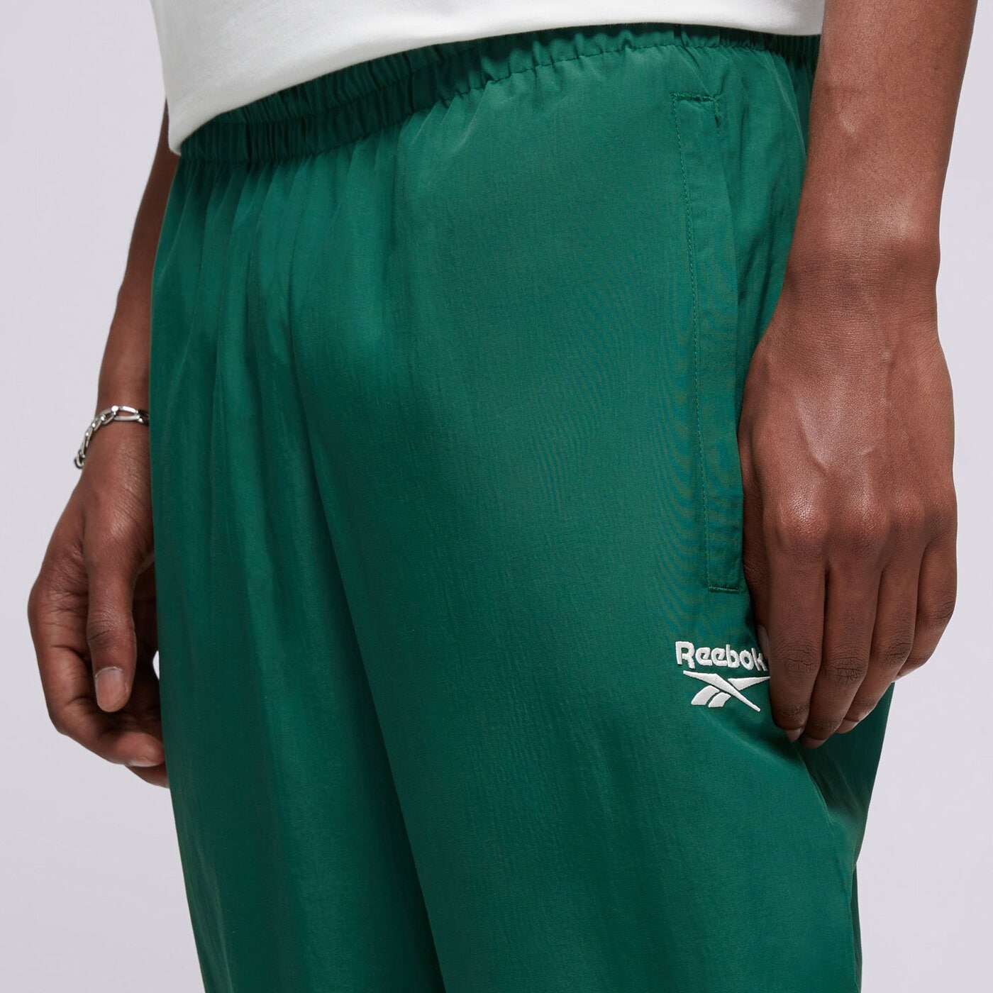 Мъжки панталони REEBOK ПАНТАЛОНИ CL F FR TRACKPANT 100075947 цвят зелен