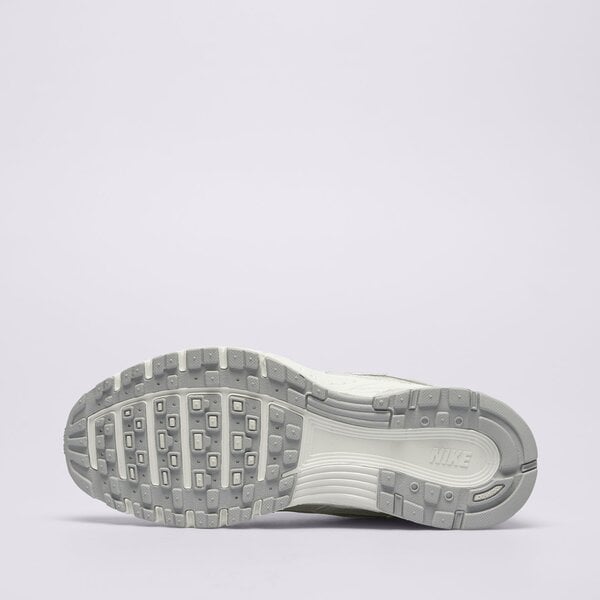 Дамски маратонки NIKE W P-6000 SE if1756-100 цвят сив