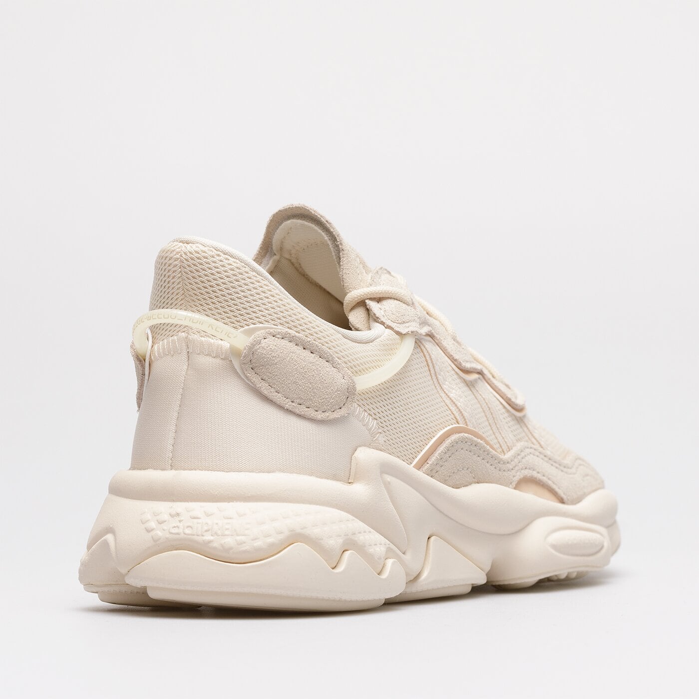 Дамски маратонки ADIDAS OZWEEGO W gx1981 цвят бежов