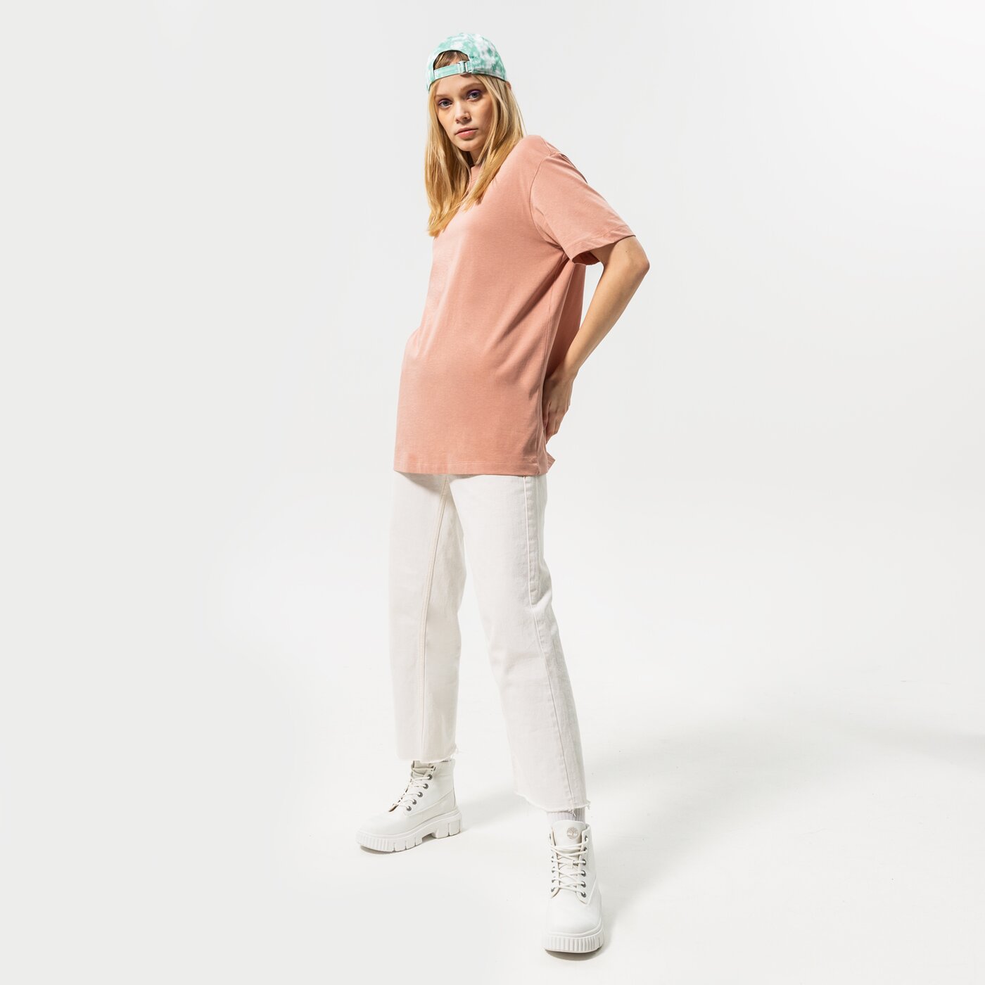 Дамска тениска NIKE ТЕНИСКА SPORTSWEAR ESSENTIAL OVERSIZED dq5379-609 цвят розов