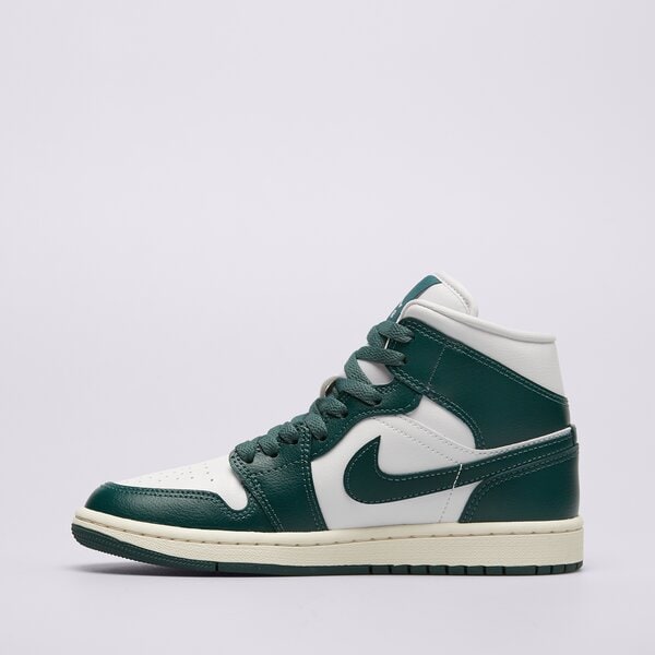 Дамски маратонки AIR JORDAN 1 MID  bq6472-133 цвят бял