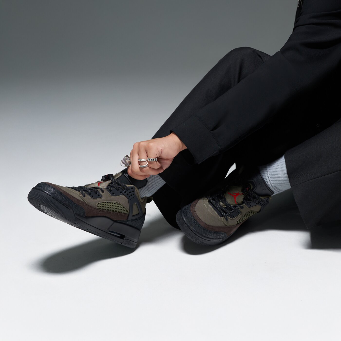 Мъжки маратонки JORDAN SPIZIKE LOW ih1782-200 цвят каки