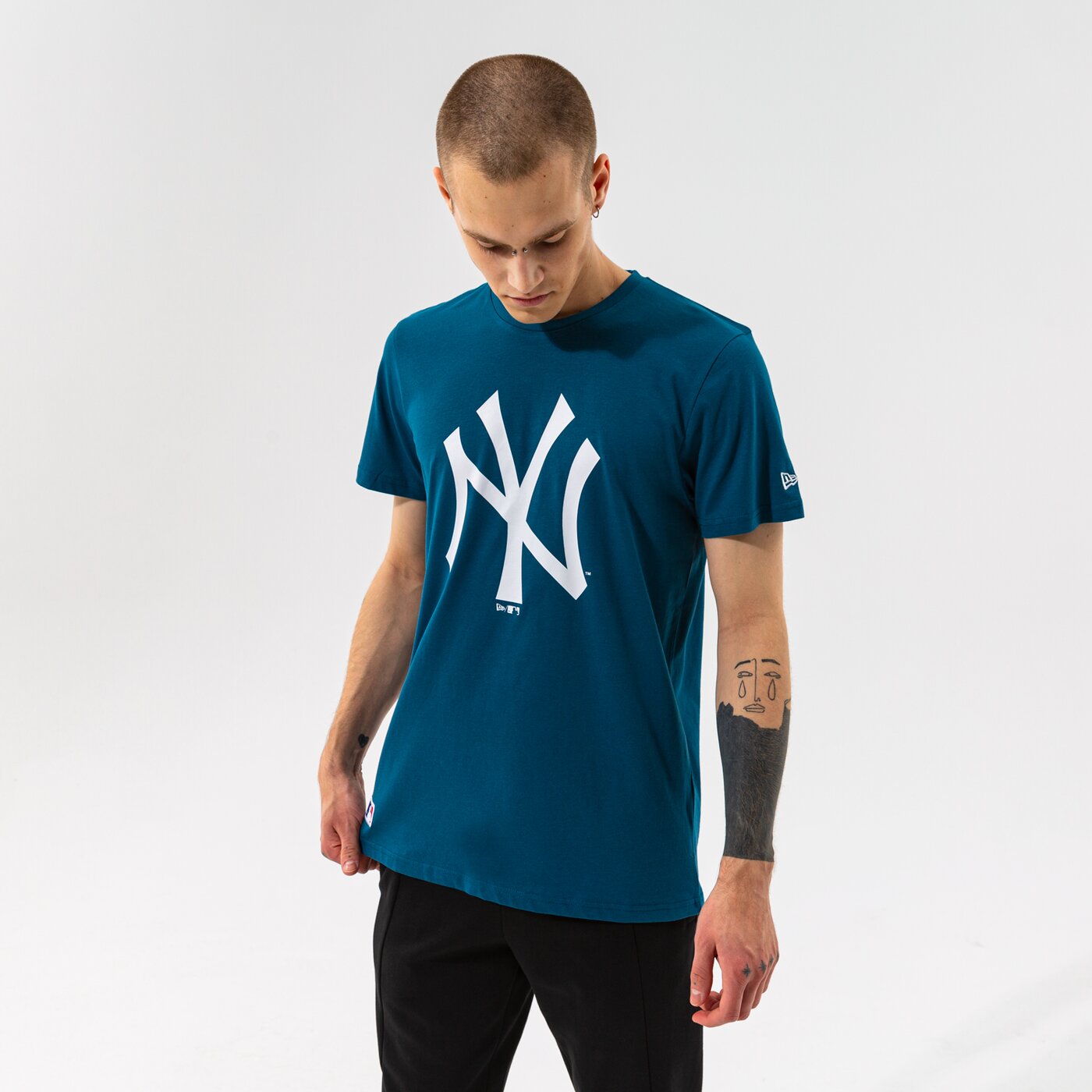 Мъжка тениска NEW ERA ТЕНИСКА MLB SEASONAL TEAM LOGO TEE NYY NEW YORK YANK 12827227 цвят тъмносин