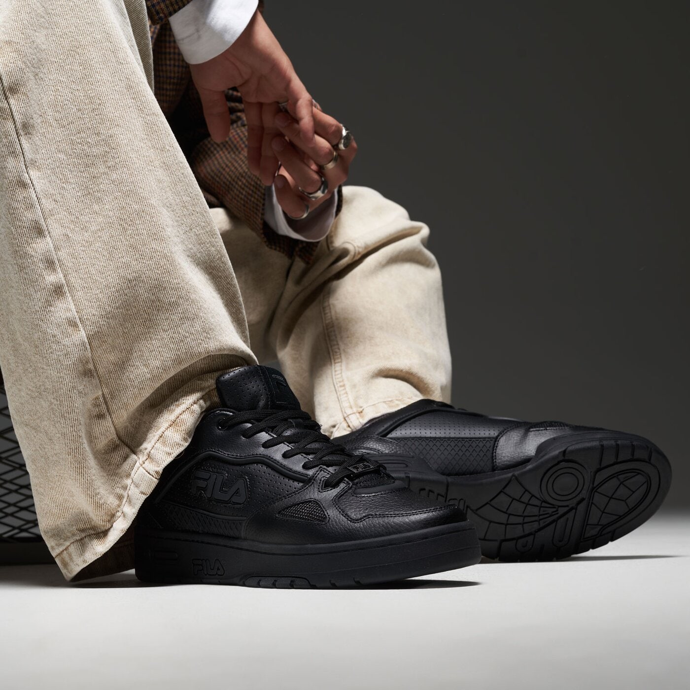 Мъжки маратонки FILA TERATACH 600 1fm02733001 цвят черен