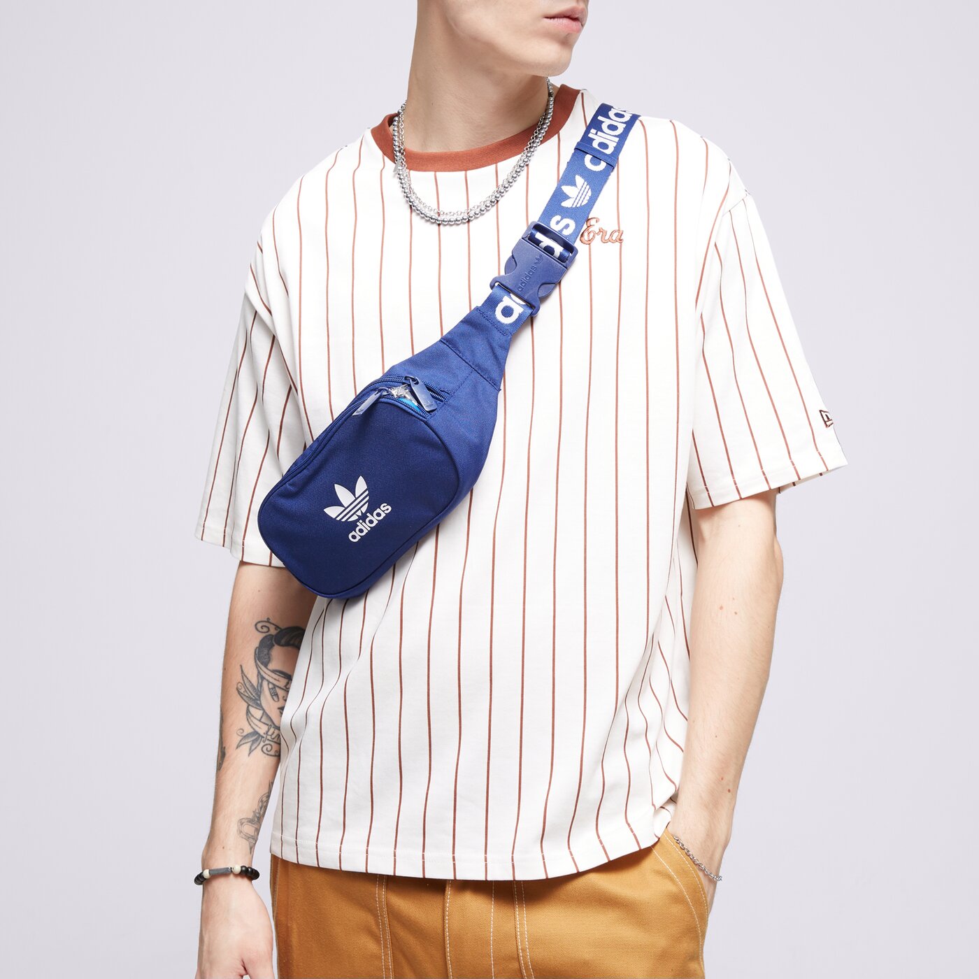 Дамска чанта за кръст ADIDAS ЧАНТА ADICOLOR WAISTB h35588 цвят тъмносин