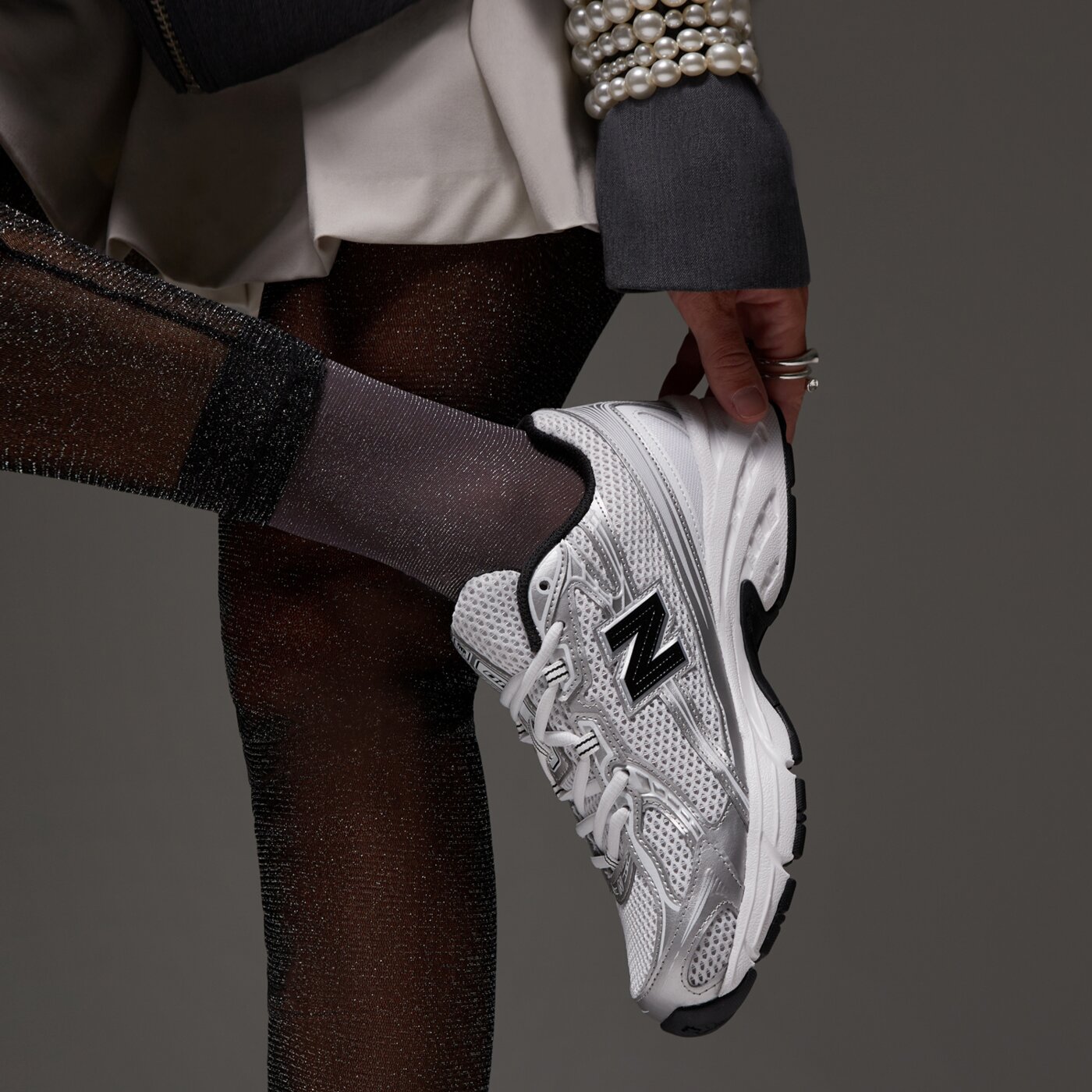 Дамски маратонки NEW BALANCE 740 u740nw2 цвят бял