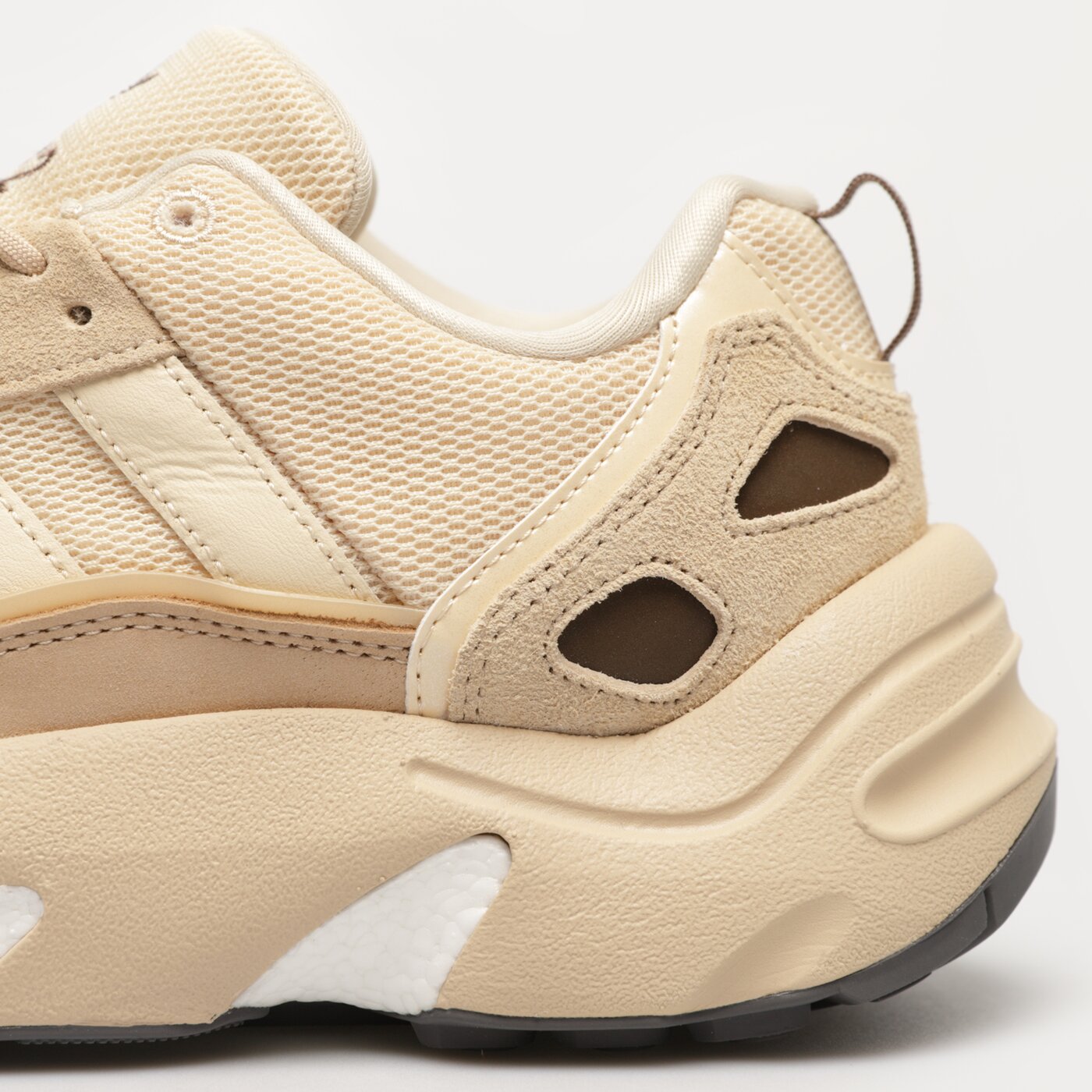 Мъжки маратонки ADIDAS ZX 22 BOOST hp2782 цвят бежов