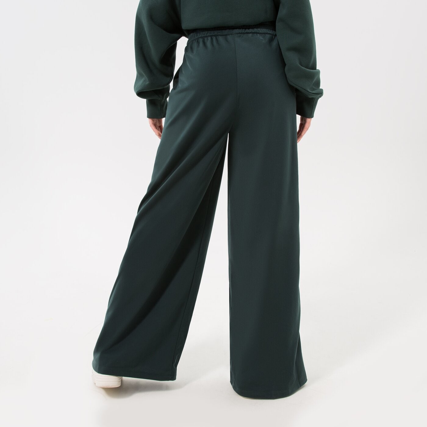 Дамски панталони ADIDAS ПАНТАЛОНИ WIDE LEG PANT hk5086 цвят зелен