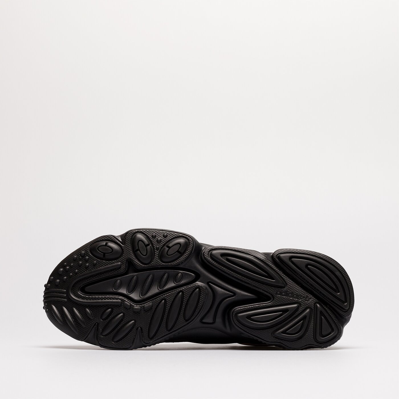 Мъжки маратонки ADIDAS OZWEEGO REAL MADRID hp7802 цвят черен