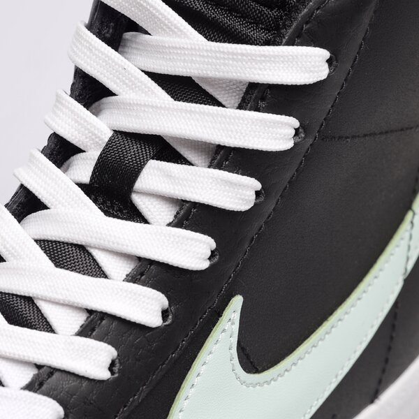 Детски маратонки NIKE BLAZER MID77 GS da4086-008 цвят черен