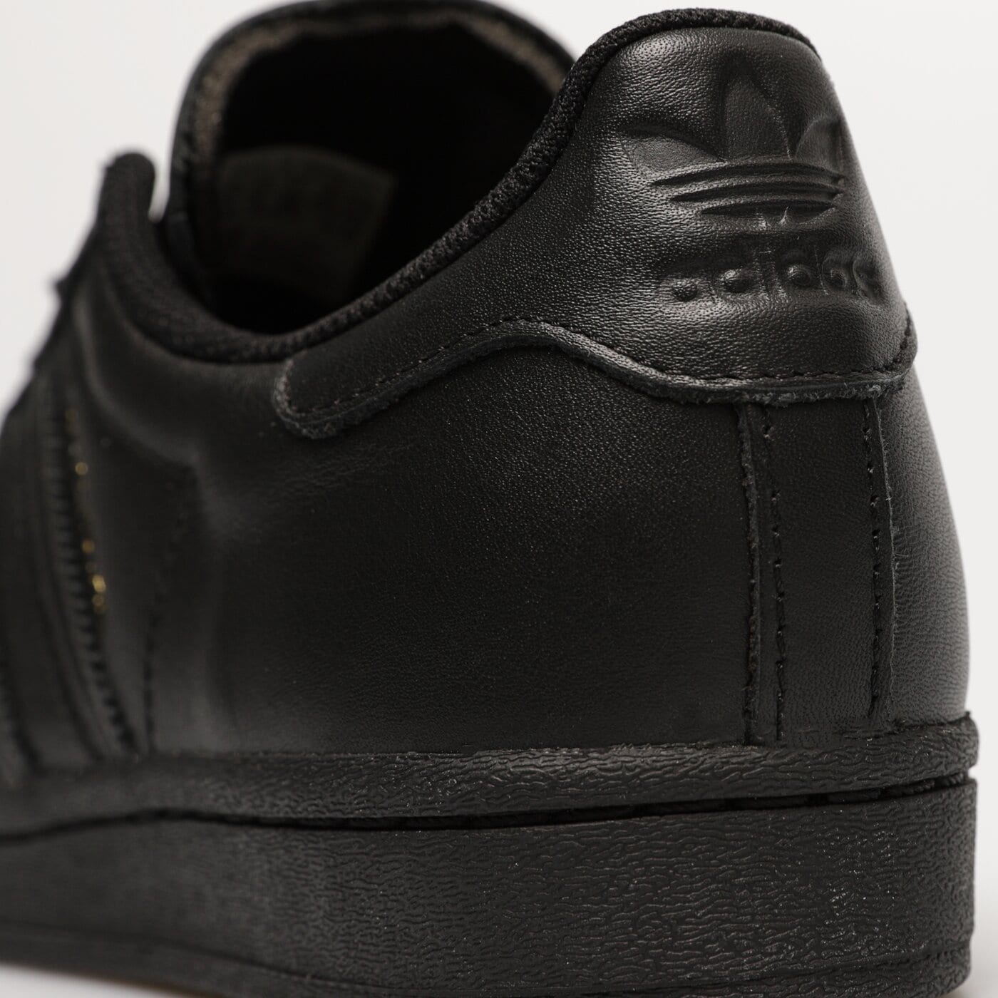 Дамски маратонки ADIDAS SUPERSTAR W  gy1031 цвят черен