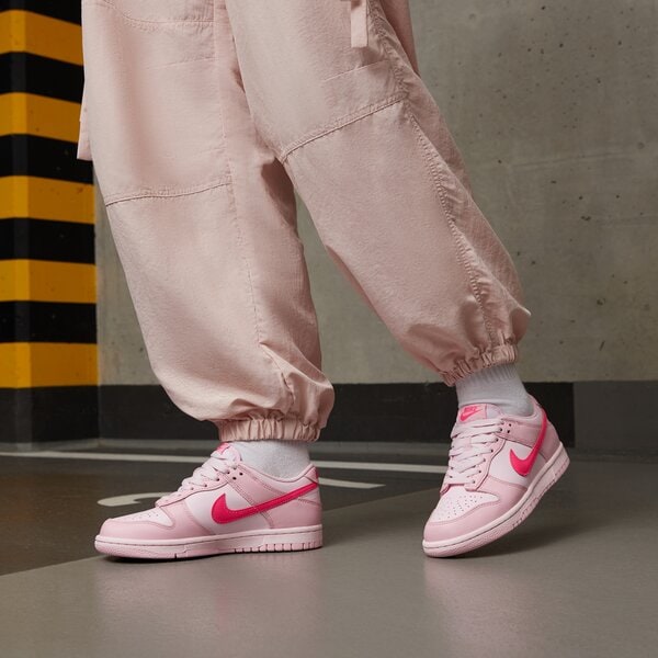 Детски маратонки NIKE DUNK LOW BG dh9765-600 цвят розов