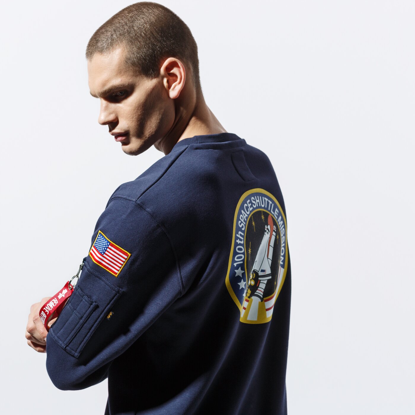 Мъжки суичър ALPHA INDUSTRIES СУИТЧЪР SPACE SHUTTLE SWEATER 17830707 цвят тъмносин
