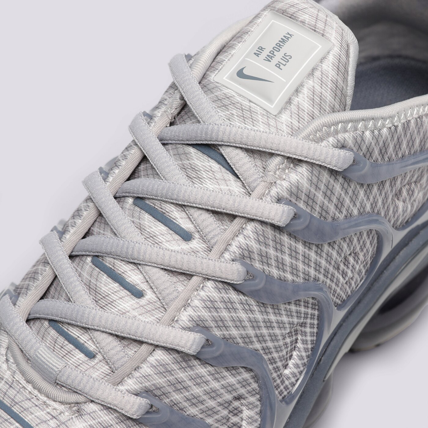 Мъжки маратонки NIKE AIR VAPORMAX PLUS 924453-019 цвят сив