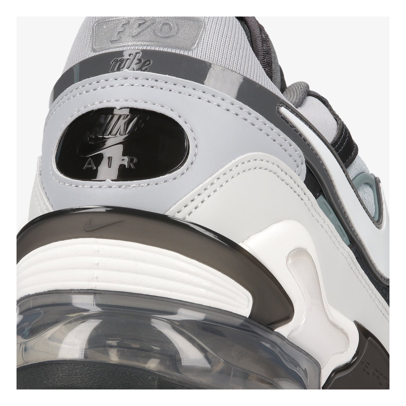 Мъжки маратонки NIKE AIR VAPORMAX EVO ct2868-002 цвят бял