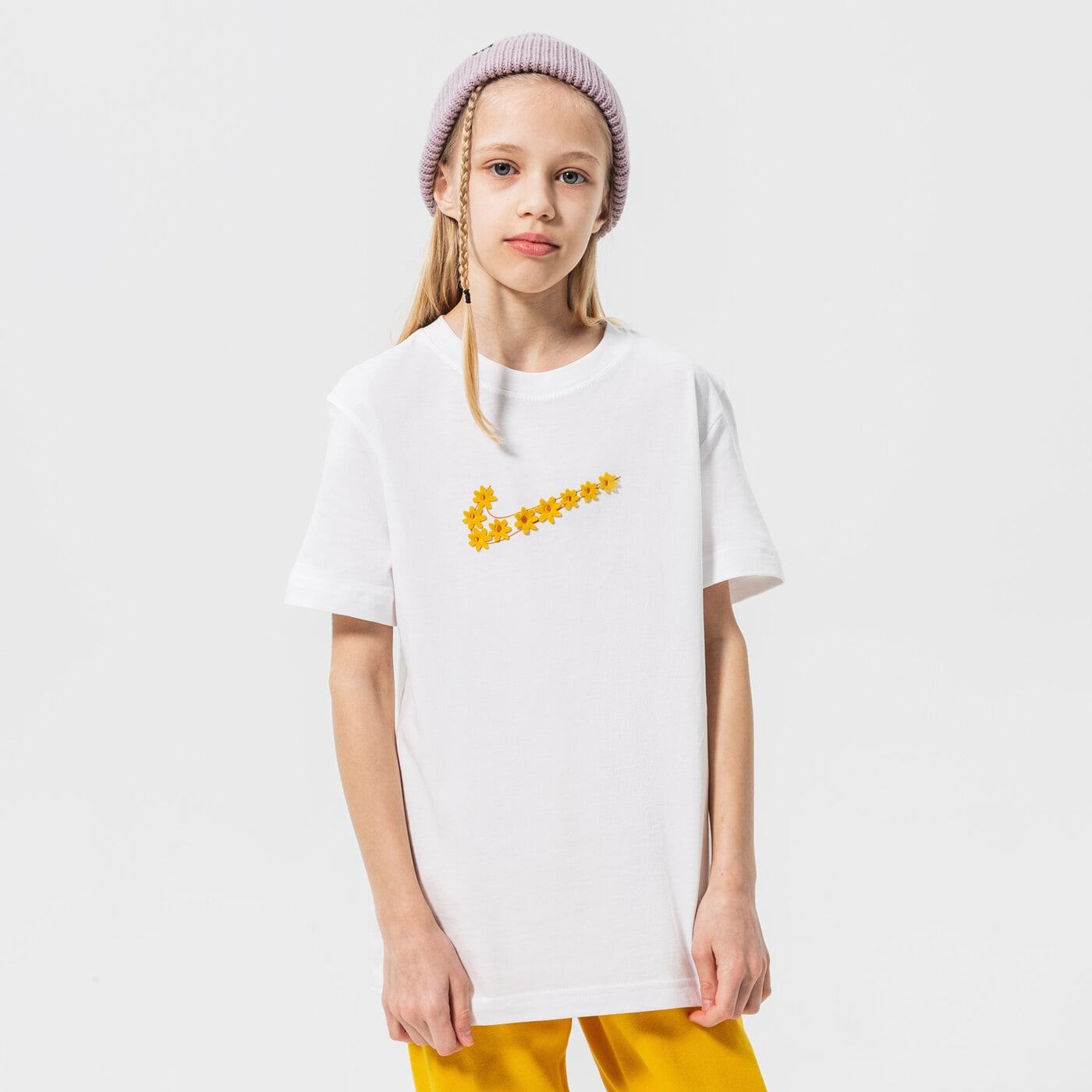 Детска тениска NIKE ТЕНИСКА G NSW TEE ENERGY BF GIRL do1343-100 цвят бял
