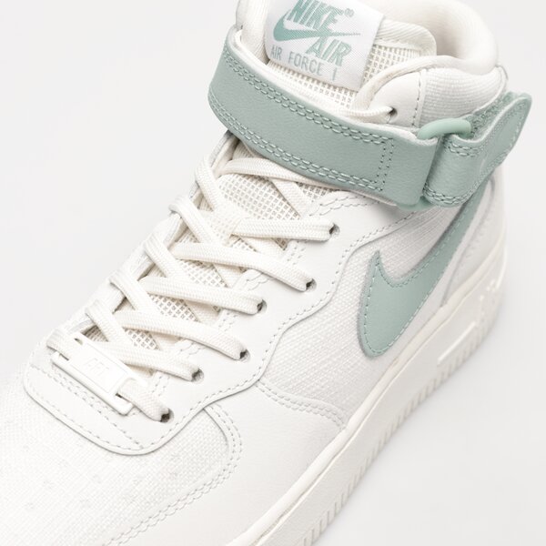 Дамски маратонки NIKE WMNS AIR FORCE 1 '07 MID dd9625-103 цвят бял