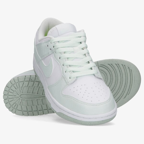 Дамски маратонки W NIKE DUNK LOW NEXT NATURE dn1431-102 цвят зелен