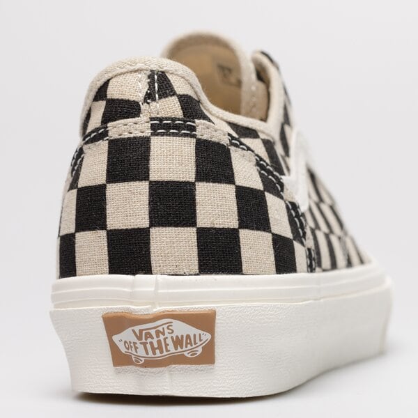 Дамски маратонки VANS UA OLD SKOOL TAPERED vn0a54f47051 цвят бял