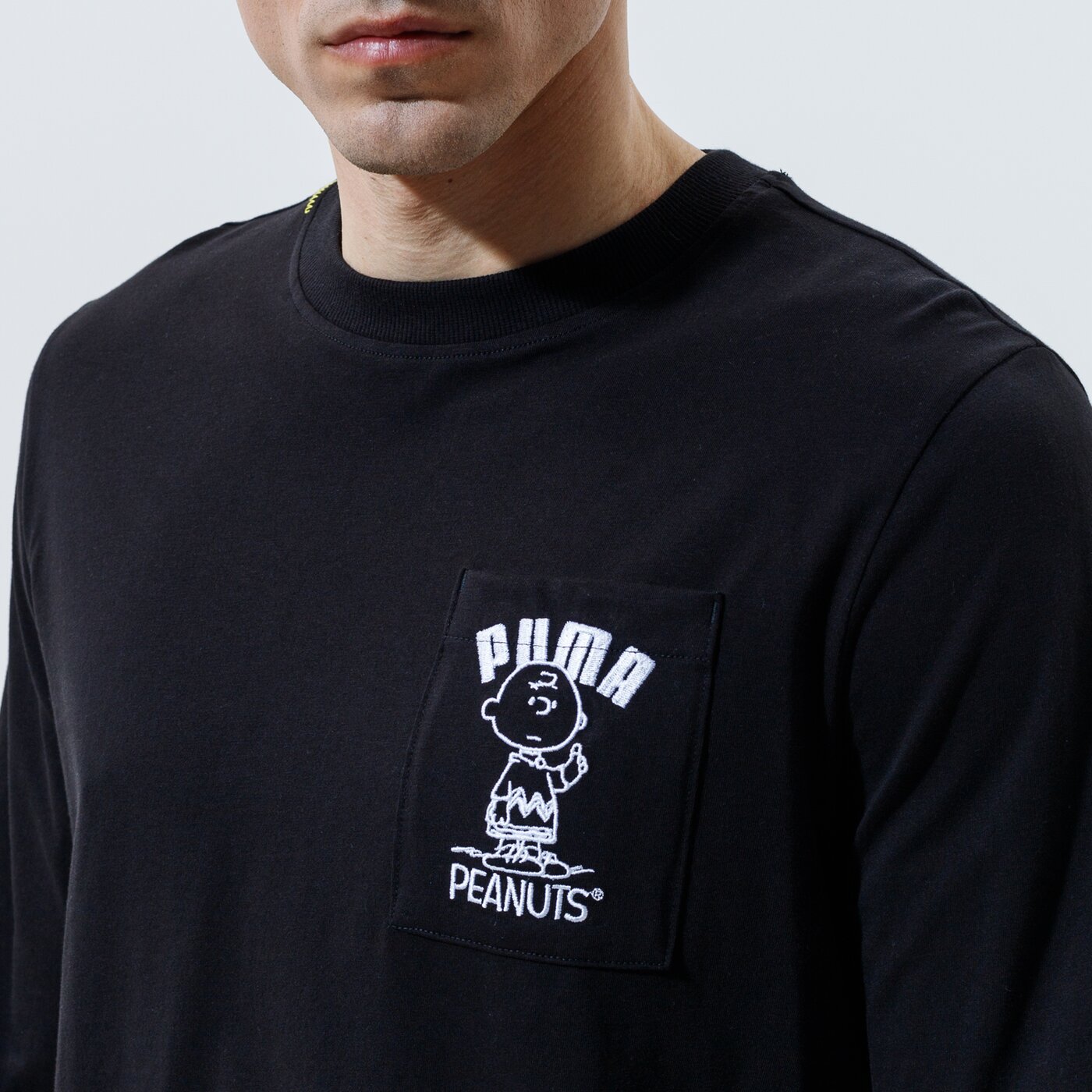 Мъжка тениска PUMA ТЕНИСКА PUMA X PEANUTS LS TEE 53061301 цвят черен