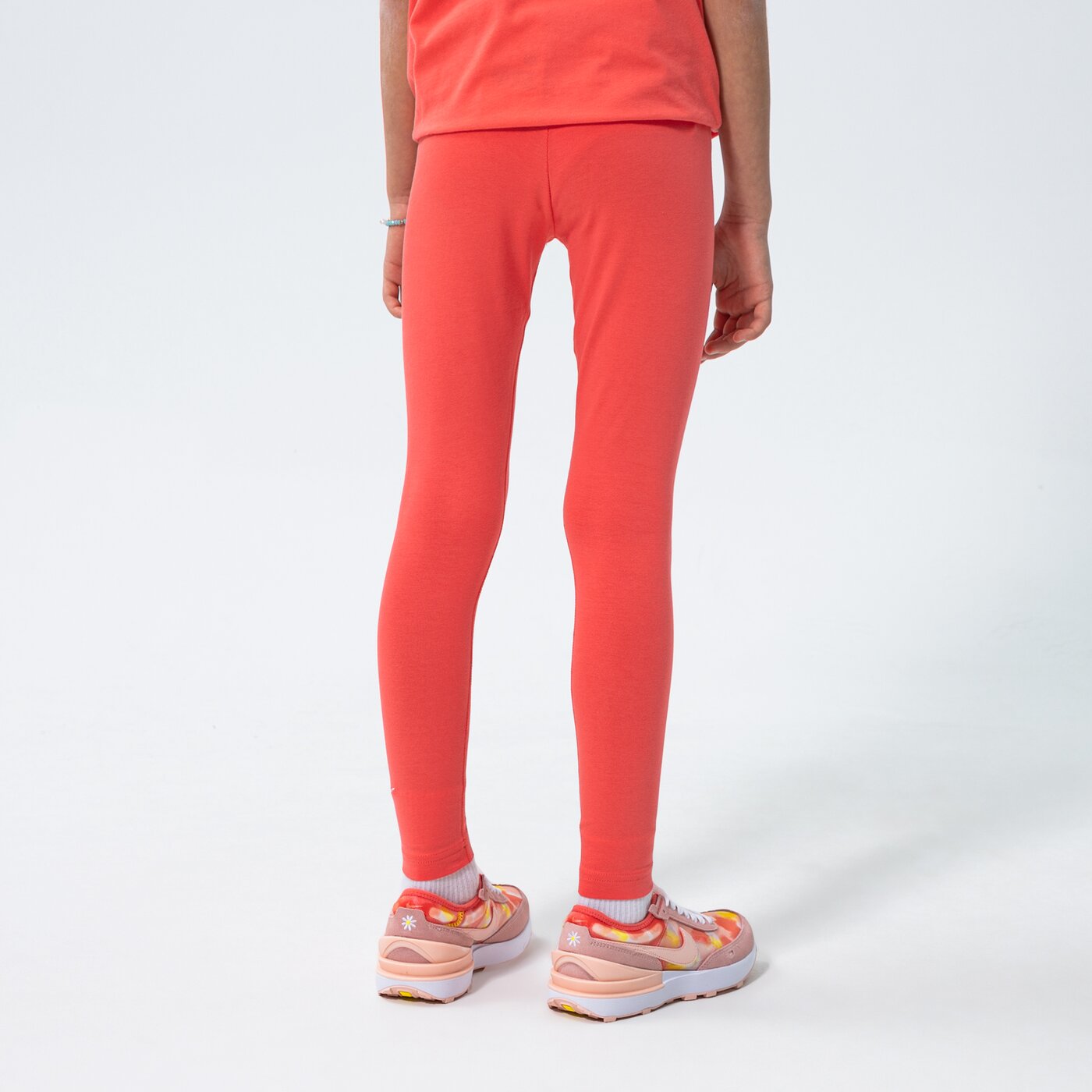 Детски панталони NIKE КЛИН G NSW FAVORITES SWSH LGGNG LBR G GIRL dd6482-814 цвят розов