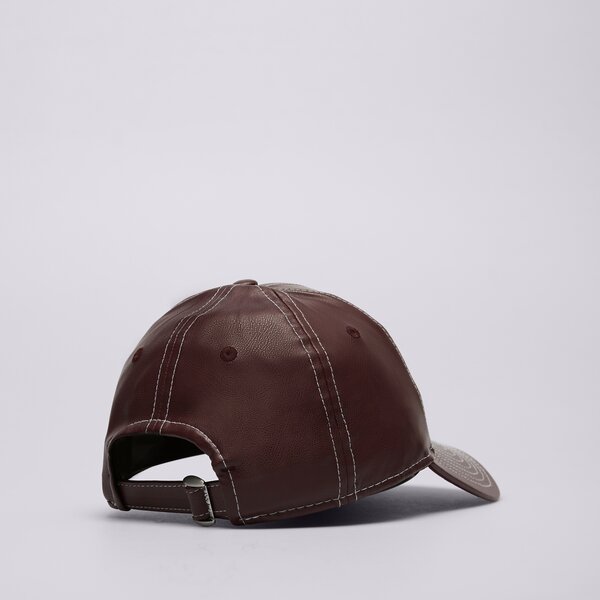Дамска шапка с козирка NEW ERA ШАПКА WMNS ТОПSTITCH PU 940 NYY NEW YORK YANKEES 60691322 цвят кафяв