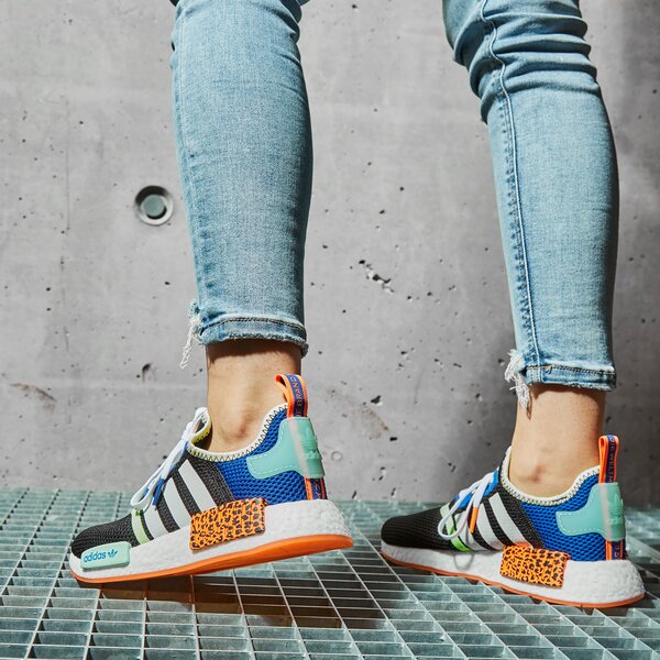 Детски маратонки ADIDAS NMD_R1 J g55501 цвят многоцветен