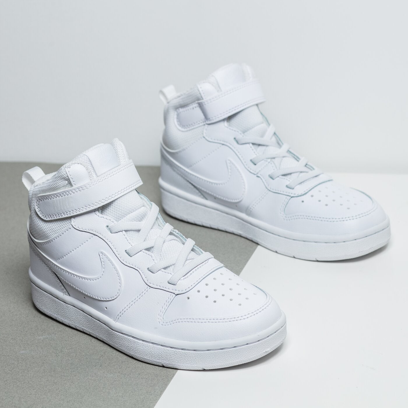 Детски маратонки NIKE COURT BOROUGH MID 2 cd7783-100 цвят бял