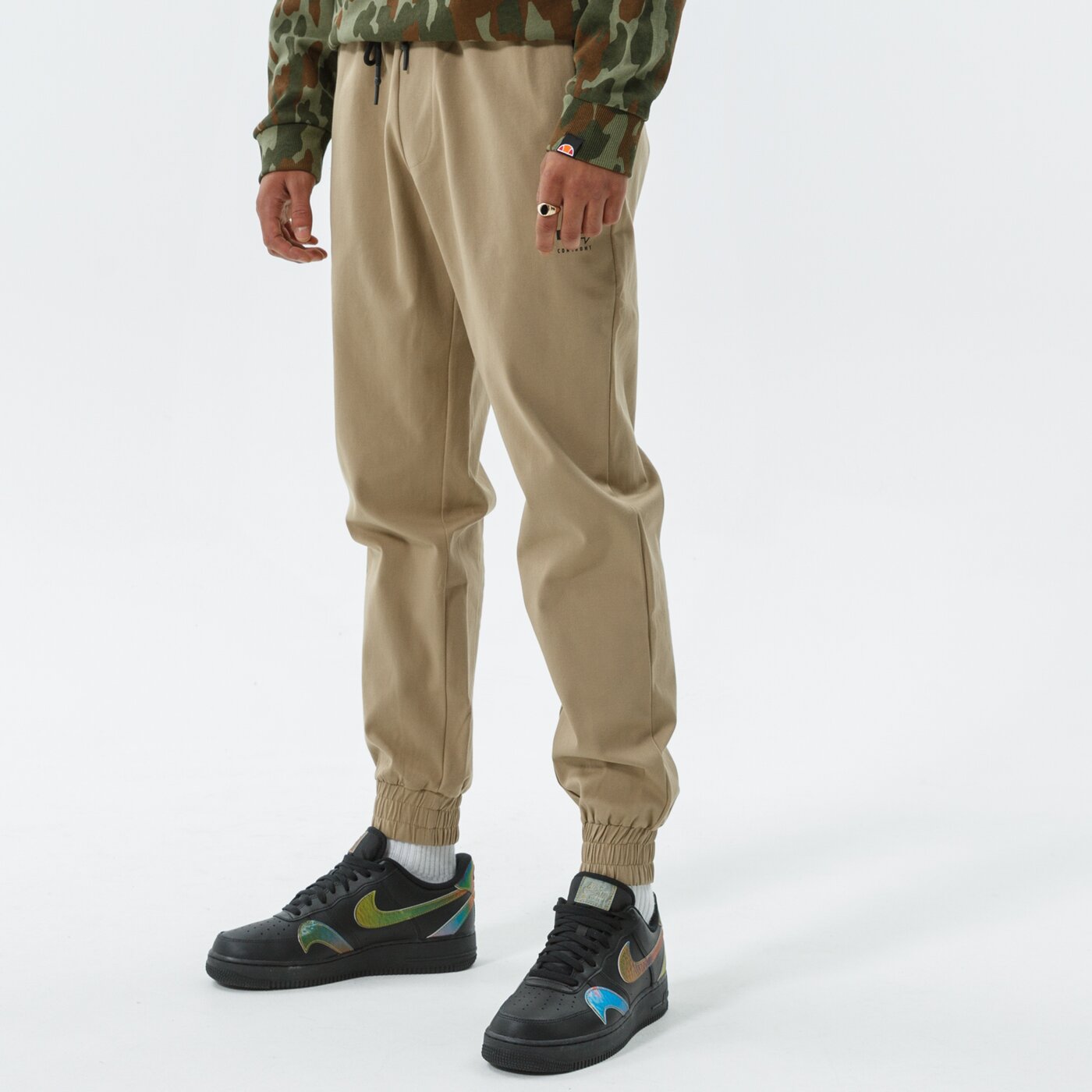 Мъжки панталони CONFRONT ПАНТАЛОНИ TECH CITY PANTS BEIGE cf321spm25001 цвят бежов