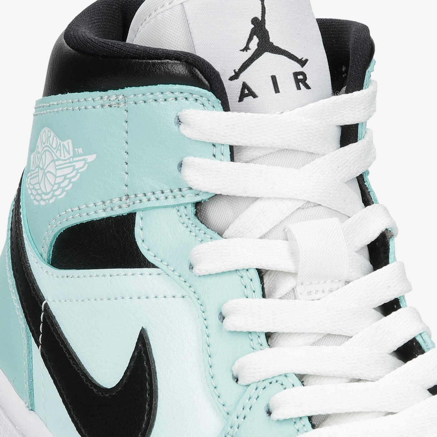 Дамски маратонки AIR JORDAN 1 MID  bq6472-300 цвят зелен