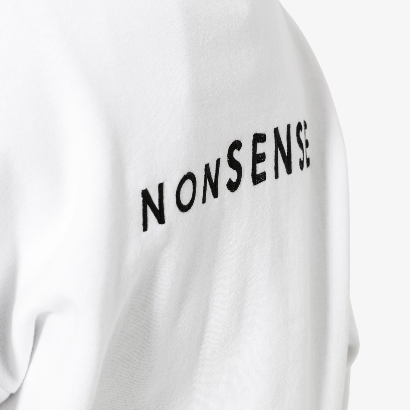 Дамски суичър CONFRONT СУИТЧЪР NONSENSE HOODY cf19bld02001 цвят бял