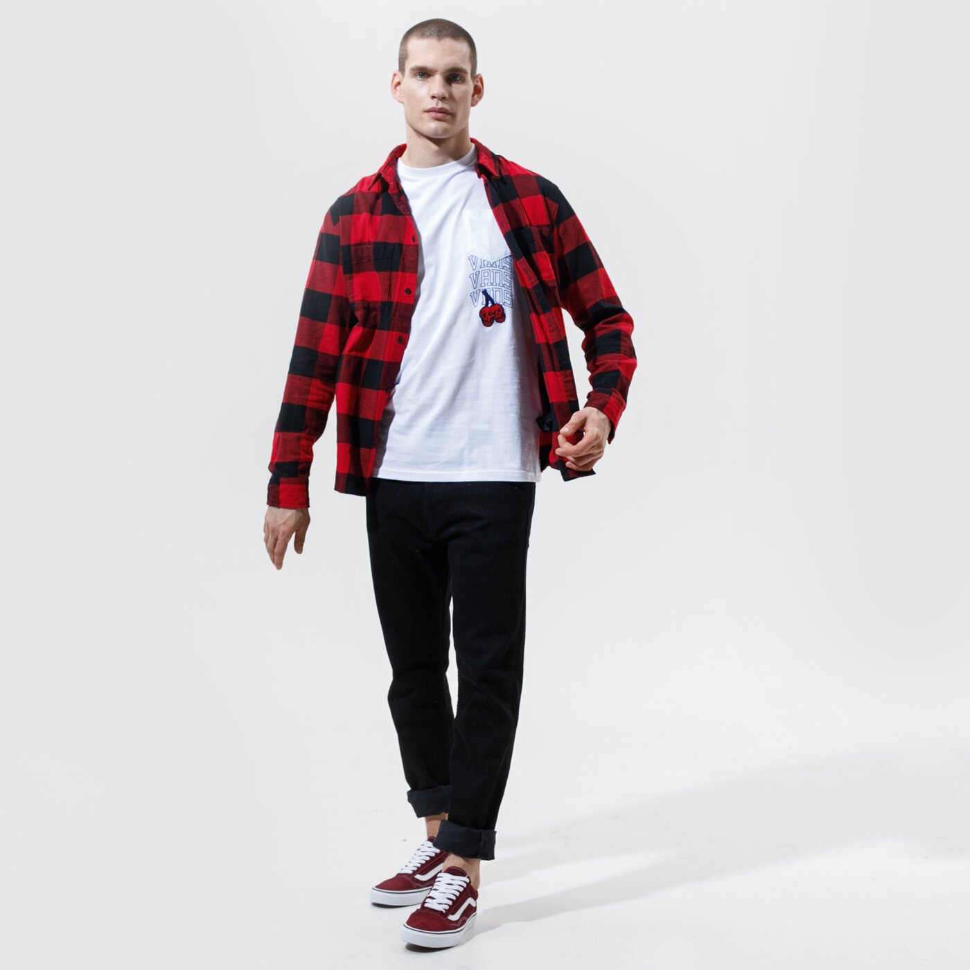 Мъжка тениска VANS ТЕНИСКА MN NEW VARSITY POCKET SS WHITE vn0a54c7wht1 цвят бял