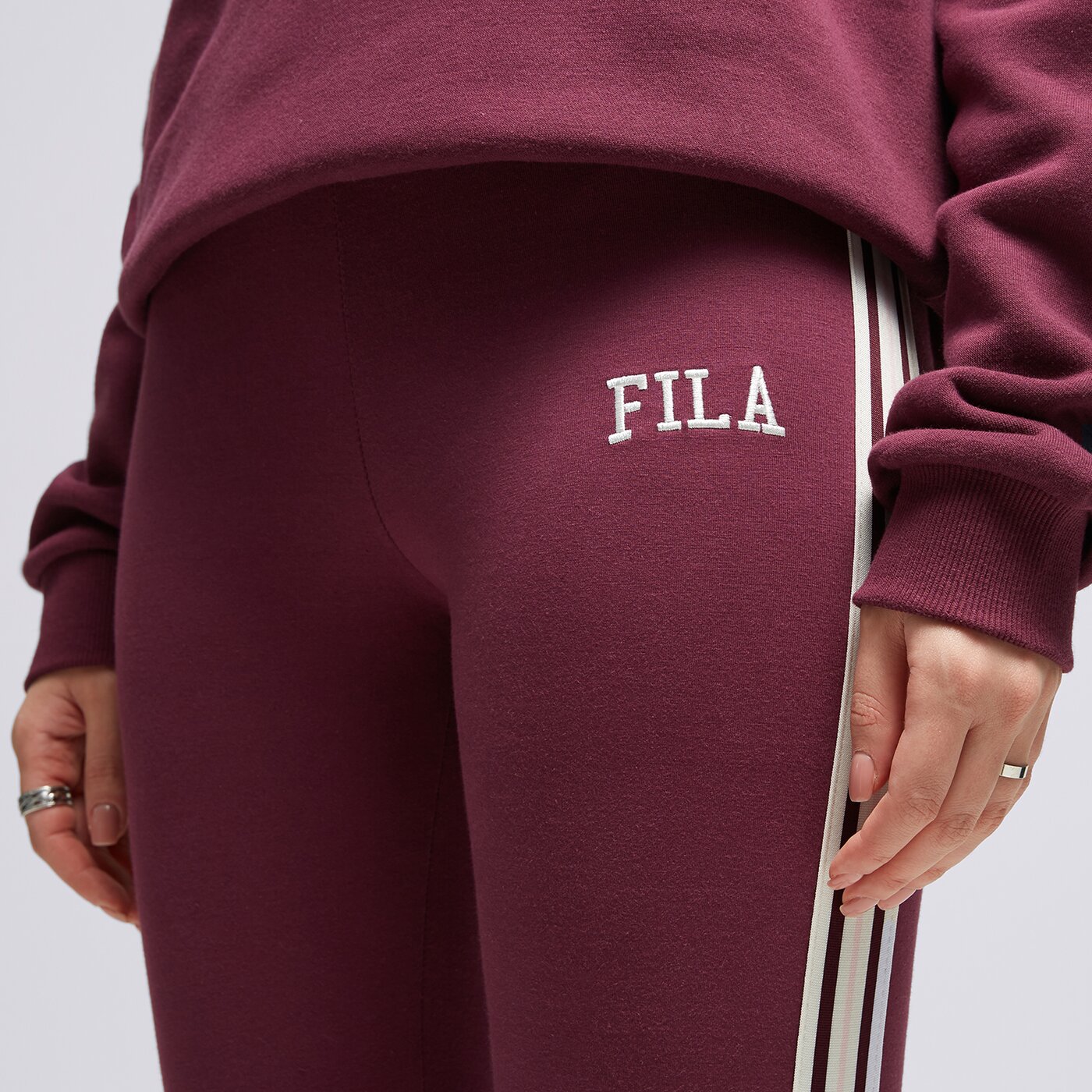 Дамски панталони FILA КЛИН STRIPE LEGGNG BRG/PK adelasiagrape цвят бордо