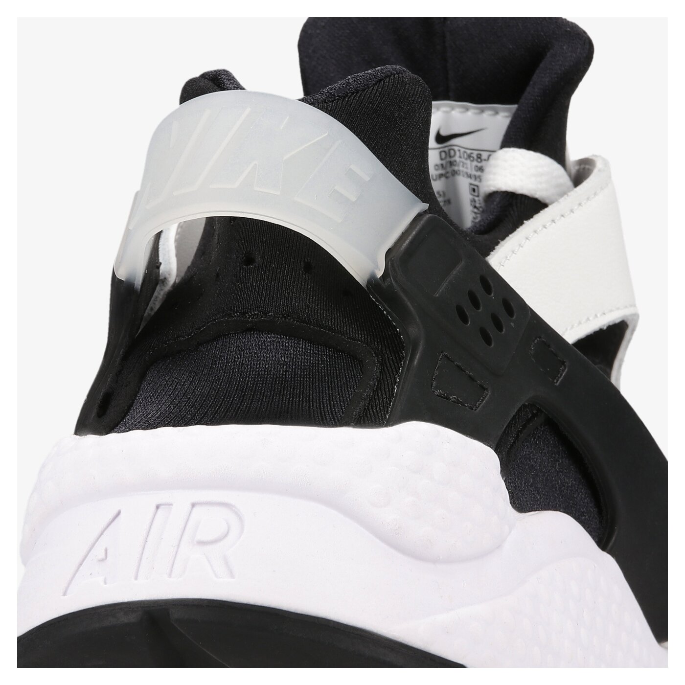 Мъжки маратонки NIKE AIR HUARACHE dd1068-001 цвят бял