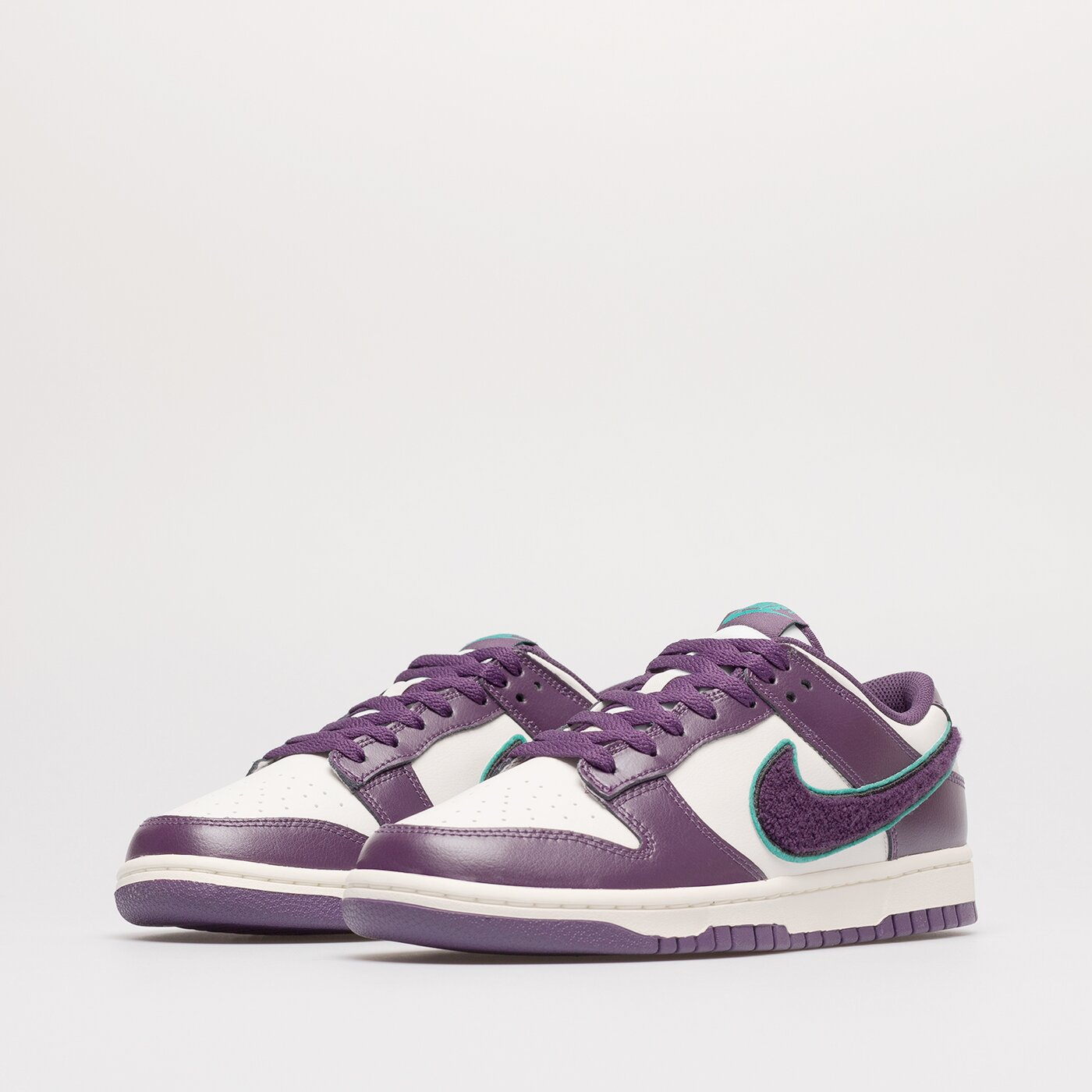Мъжки маратонки NIKE DUNK LOW RETRO dq7683-100 цвят виолетов