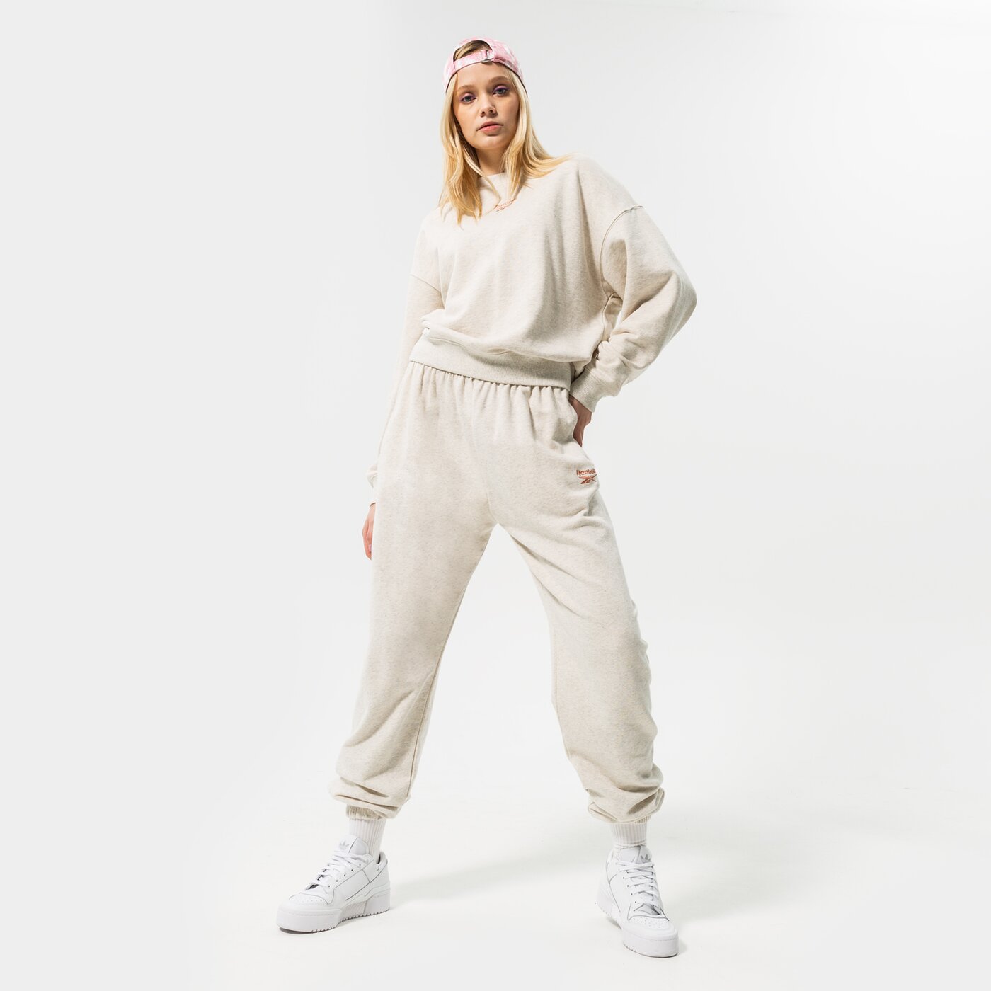 Дамски суичър REEBOK СУИТЧЪР CL PF SMALL LOGO CREW h49262 цвят бял