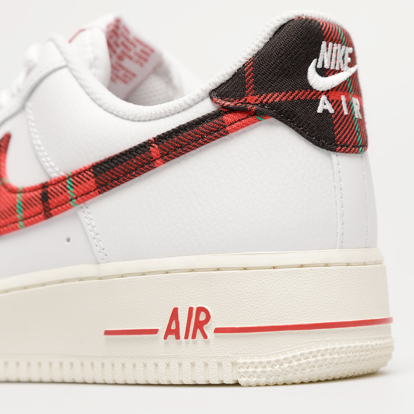 Мъжки маратонки NIKE AIR FORCE 1 '07 LV8 dv0789-100 цвят бял