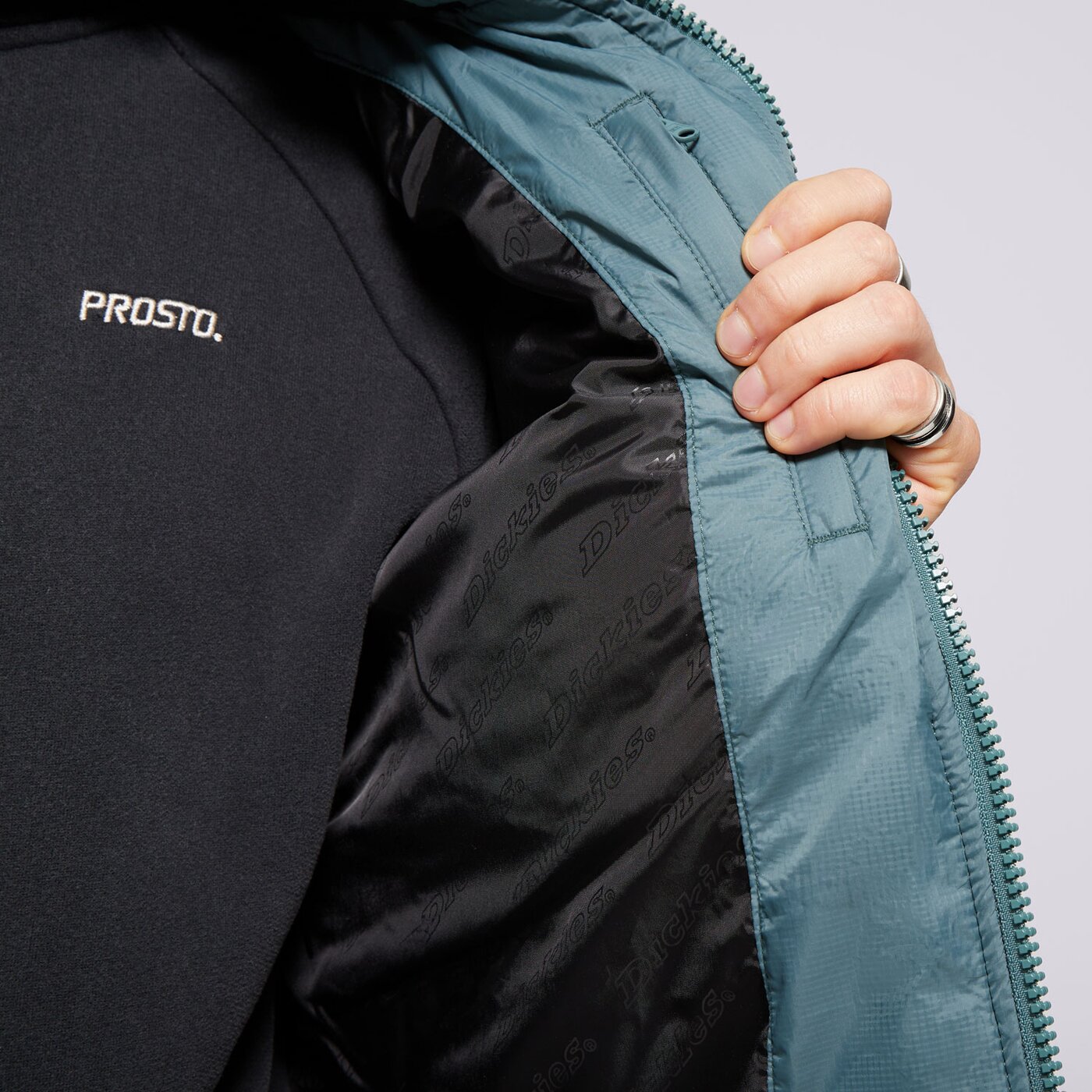 Мъжко зимно яке DICKIES ЯКЕ ЗИМНО WALDENBURG JACKET dk0a4xp20ln1 цвят син