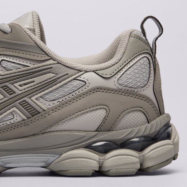 Мъжки маратонки ASICS NYC RUGGED 1203a735-020 цвят сив