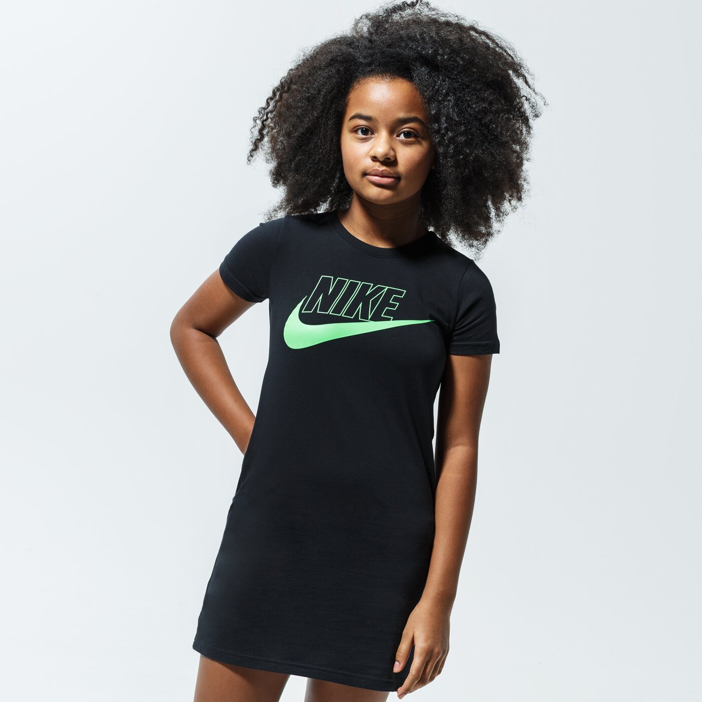  NIKE РОКЛЯ SPORTSWEAR GIRL cu8375-011 цвят черен