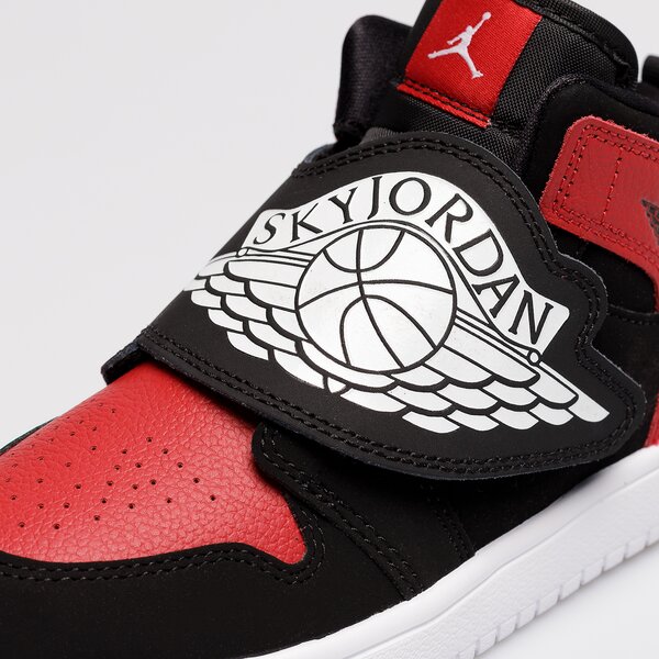 Детски маратонки SKY JORDAN 1 BP  bq7197-001 цвят черен