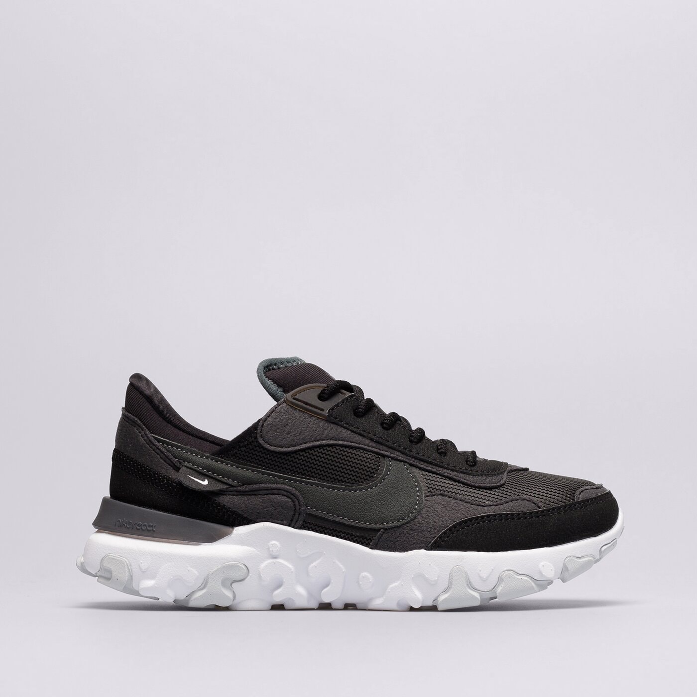Дамски маратонки NIKE REACT R3 VISION  dq5188-001 цвят бял