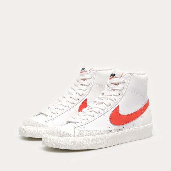 Дамски маратонки NIKE BLAZER MID 77 cz1055-101 цвят бял