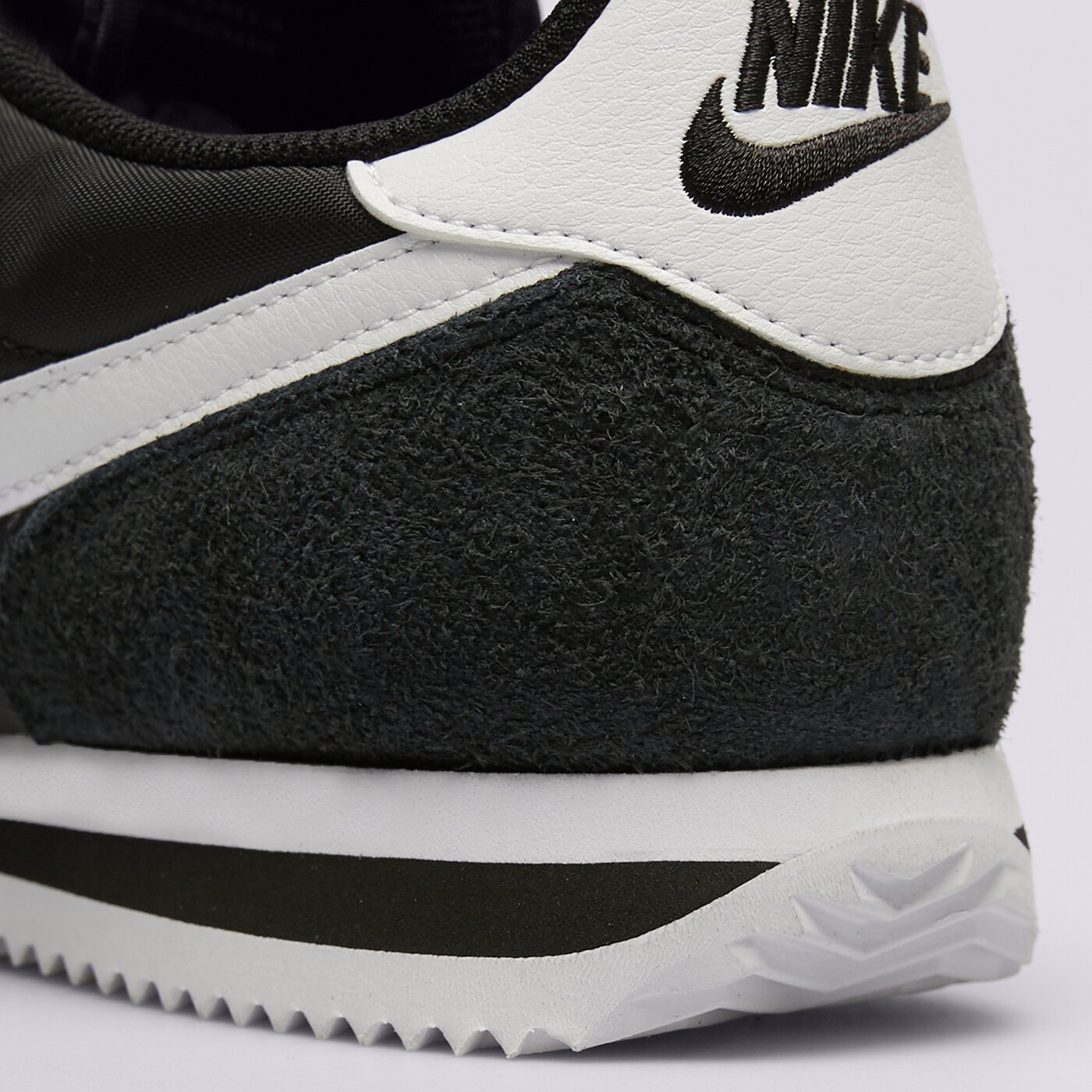 Мъжки маратонки NIKE CORTEZ TEXTILE hf0263-001 цвят черен