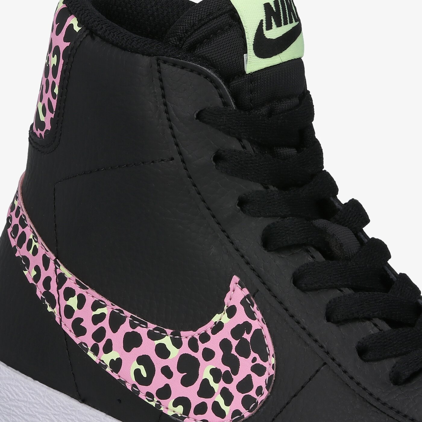 Детски маратонки NIKE BLAZER MID GS da4674-001 цвят черен