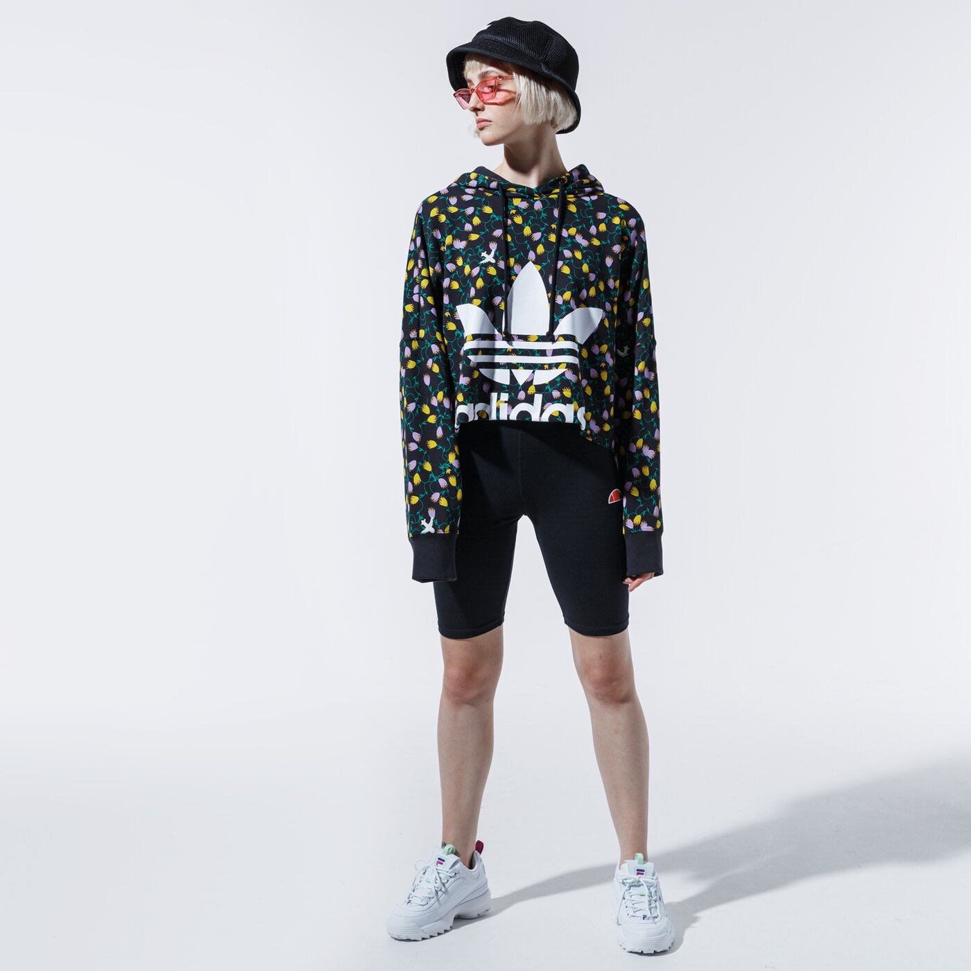 Дамски суичър ADIDAS СУИТЧЪР С КАЧУЛКА AOP CROP HOODIE fl4110 цвят многоцветен